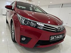 Toyota Corolla Altis 1.6L CVT Elegance LED Keyless 2015 Red